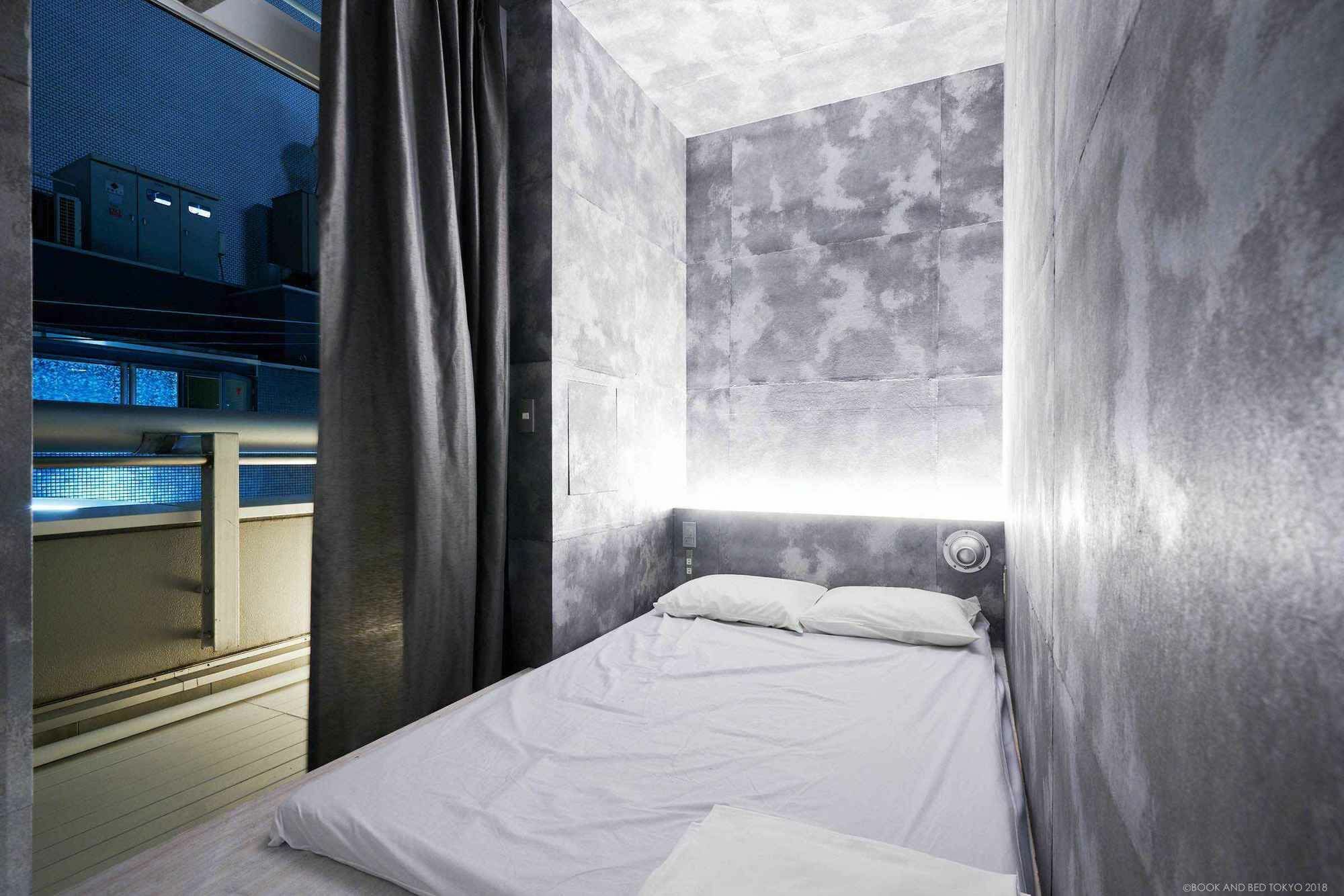 Hostel Book And Bed Tokyo Shinsaibashi Ōsaka Exterior foto